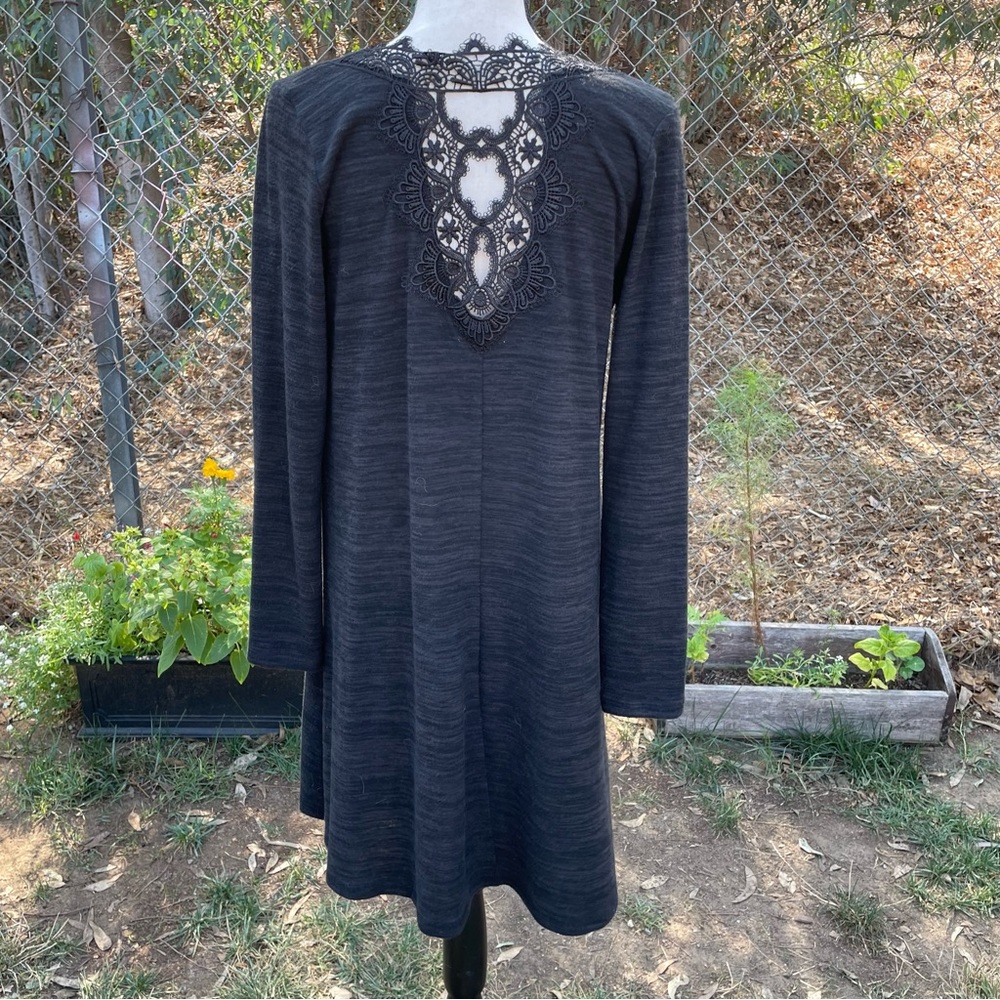 Dark Heather Gray/Black 3/4 Sleeve Shift Dress w/Lace Accented Back Detail Sz M
